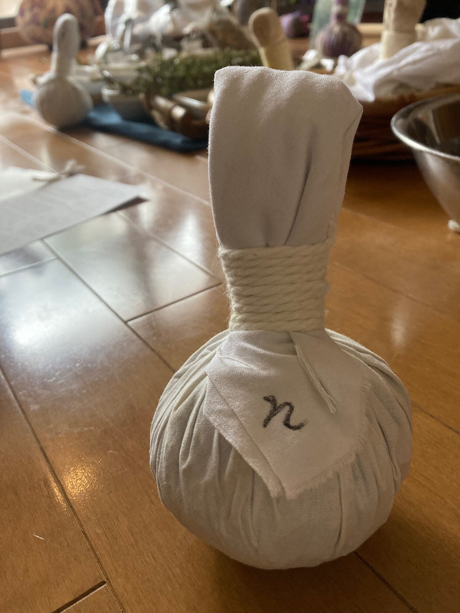 ハーブボール8個+ 子宮ハーブボール3個 FEMRY HERB BALL 1個入り​ - 株式会社OI METHOD